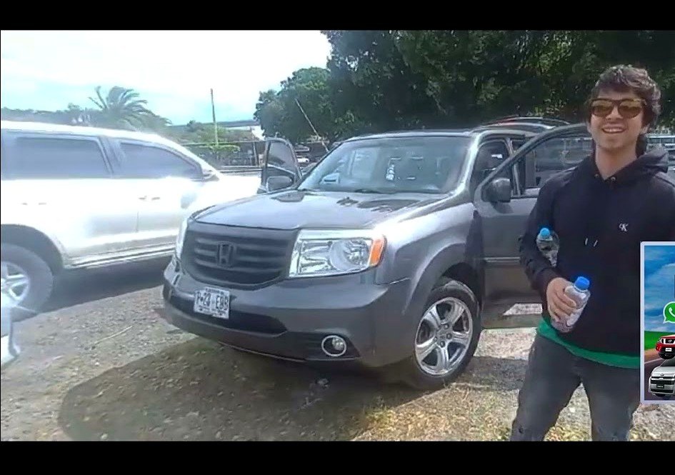Pick up 4x4 en la carretera de El Salvador